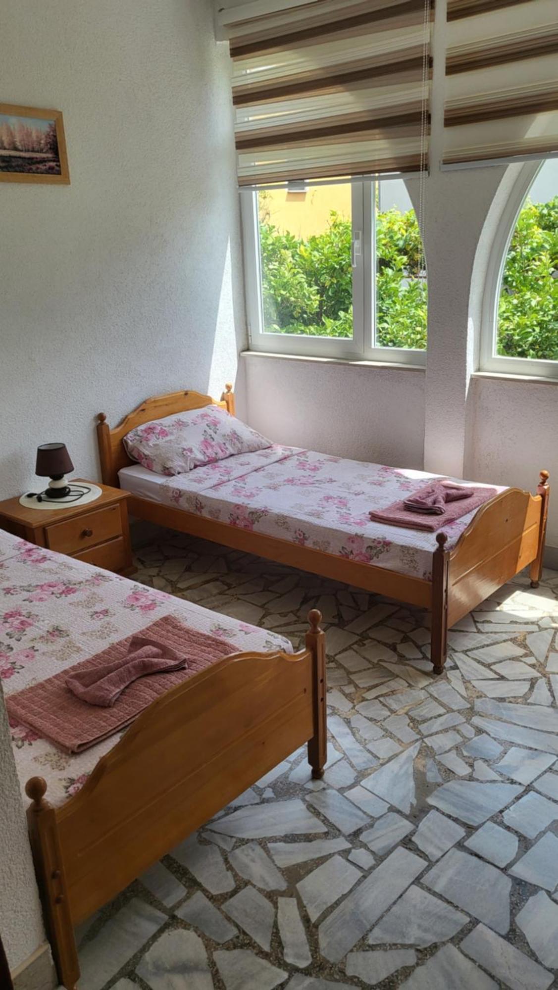 Apartments Alma Orebić Habitación foto